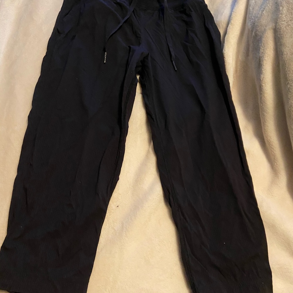 Lululemon black workout pants size 2